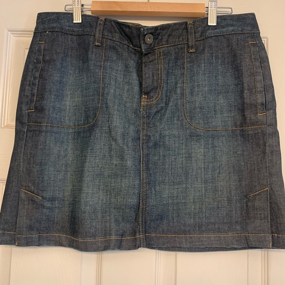 Calvin Klein Jean skirt - Picture 1 of 7